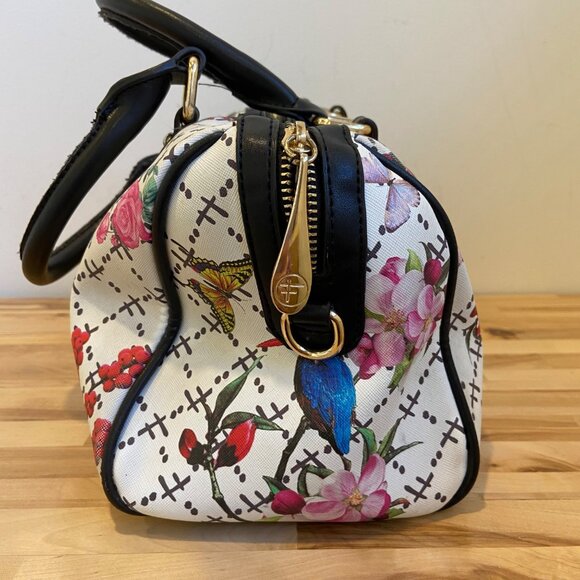 Feggi Floral Bird Print shoulder Bag With Black Handles & Gold-Tone Accents - Picture 4 of 11